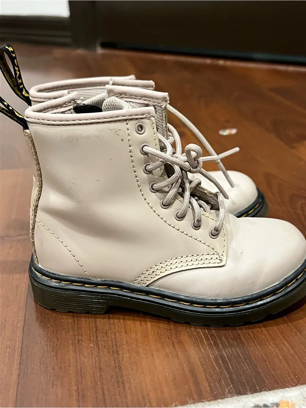 Dr. Martens Kids Cream Lace-Up & Side-Zip Boots